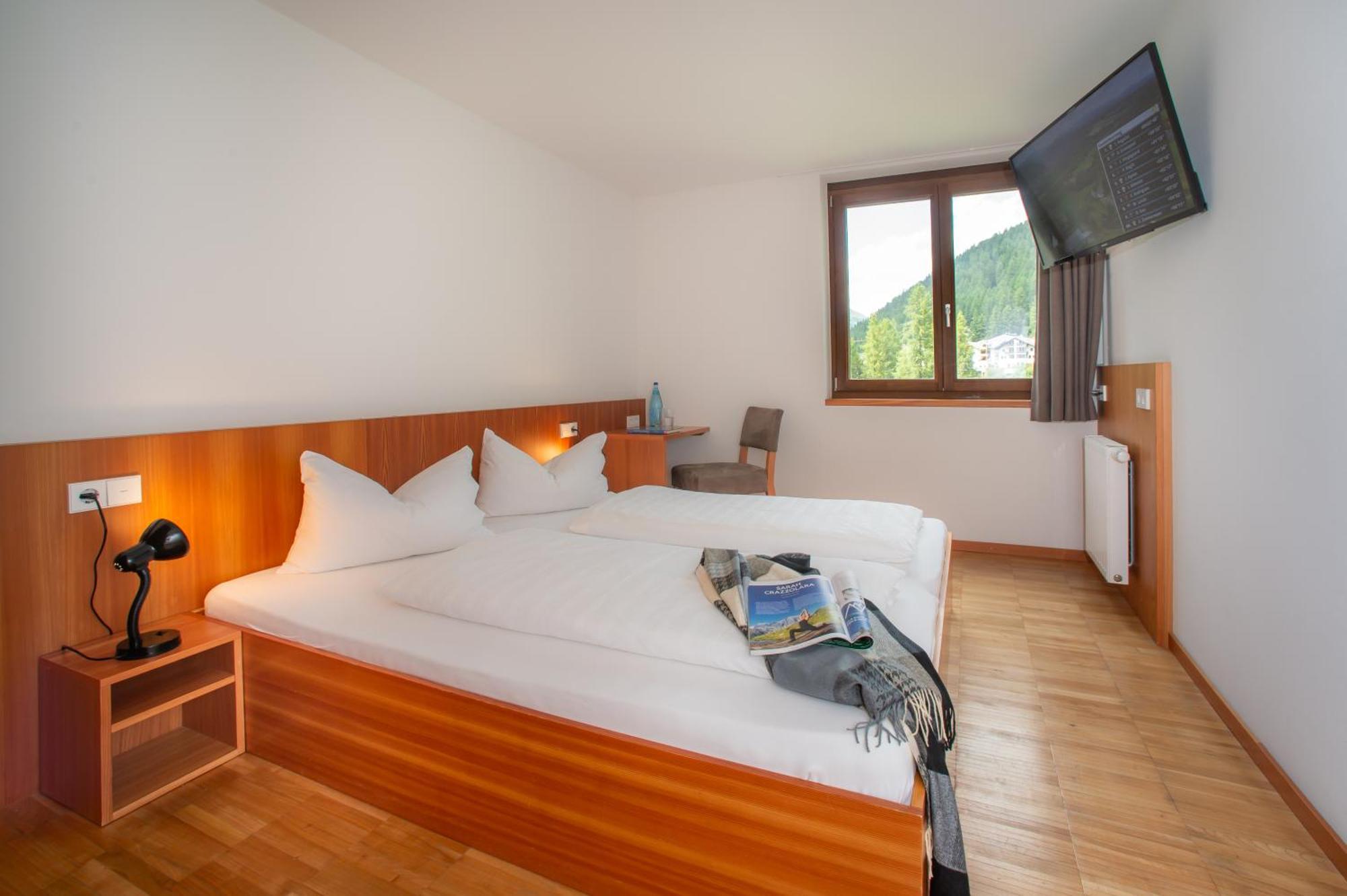 Bed & Breakfast Hostel Nives Solda Exterior photo